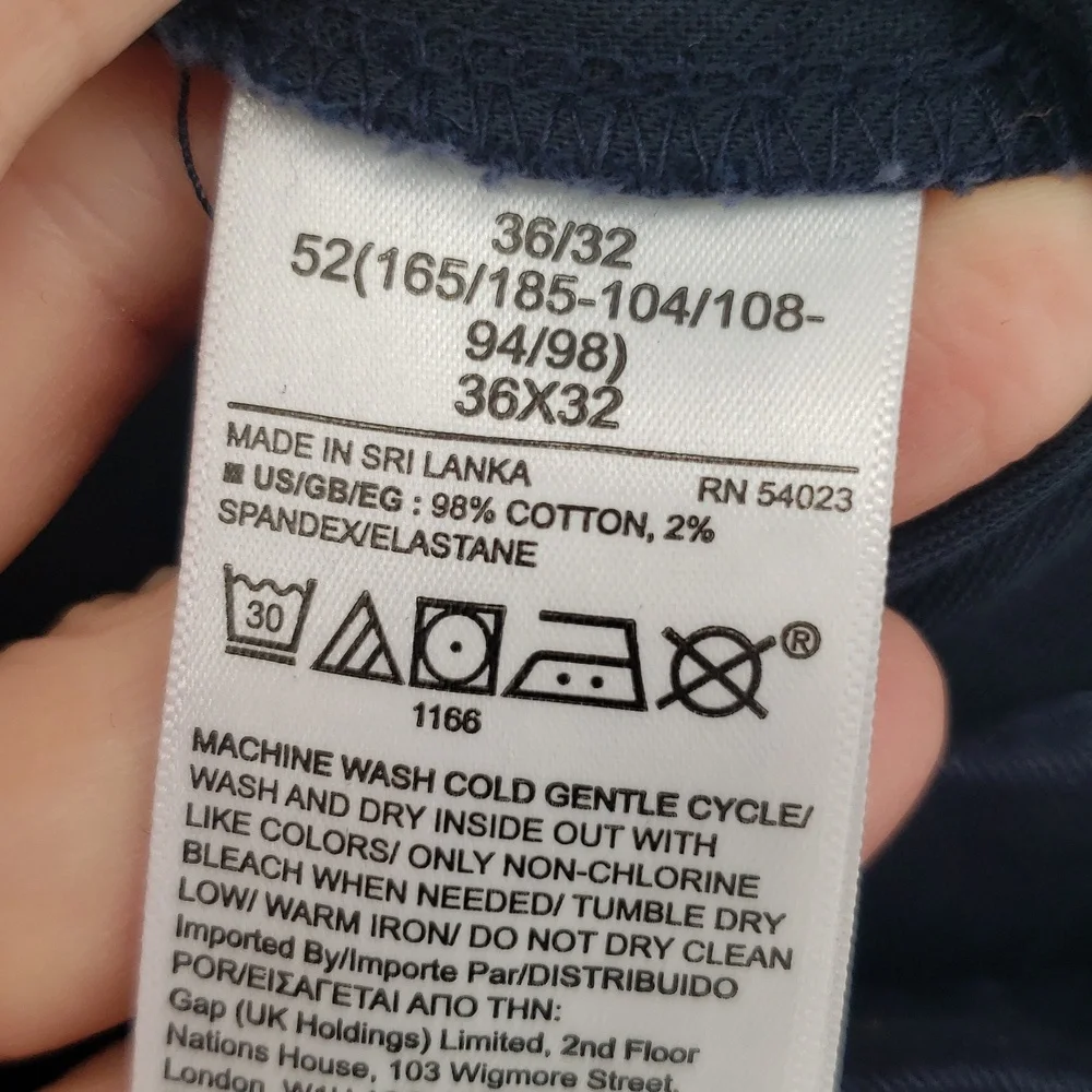 Gap Men's NWT Straight Performance Chino Size 36 x 32 in Navy Retail $60